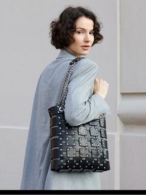 Time Resistance Jeanne d'Arc Leather Shoulder Strap Bag Tote Black with Duster